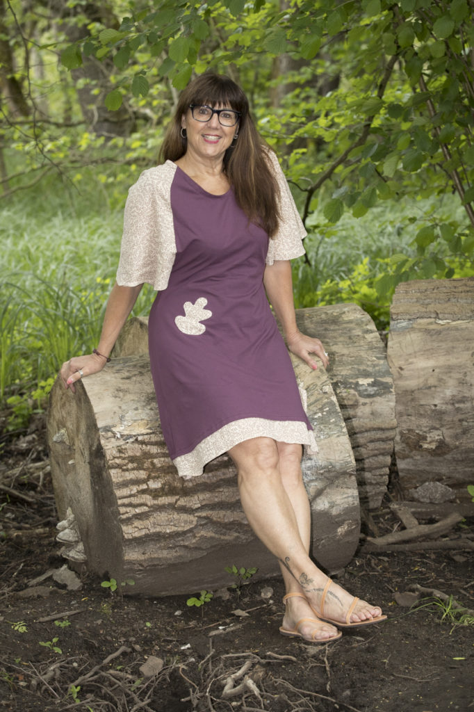 Robe de coton bio avec des manches papillon