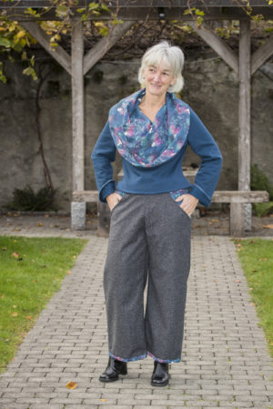 Pantalon en tweed et pull assorti menthe avec large col